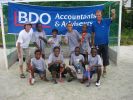 Winnaars Goilo met docent en trainer.jpg